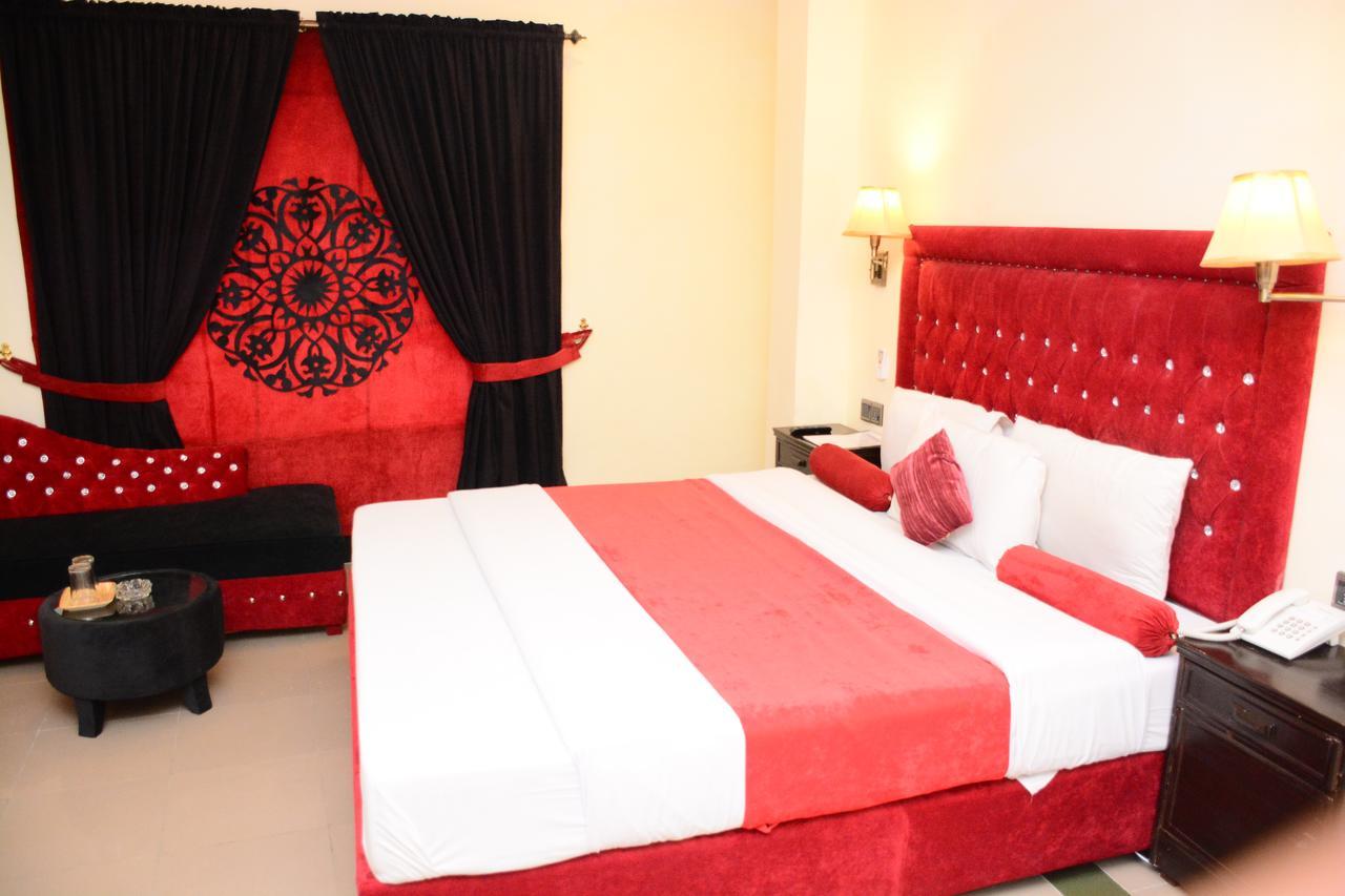 Hotel Move-N-Pick Муррее Экстерьер фото